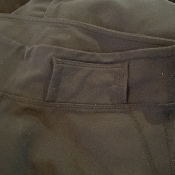 Lululemon Black Flair Leggings with Zip Pocket | Likely a Size 12 - Picture 5 of 5